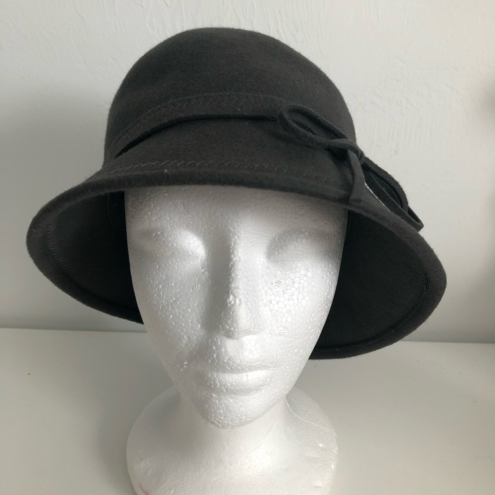 Classic Wool Felt Cloche Hat - Dark Gray with Bow